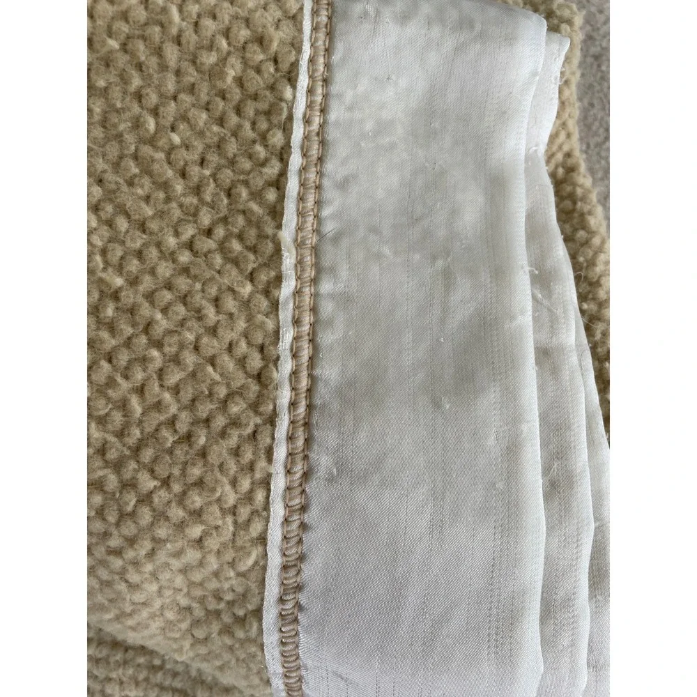 Vintage Beacon Tan Acrylic Waffle Weave Blanket Satin Trim USA Made